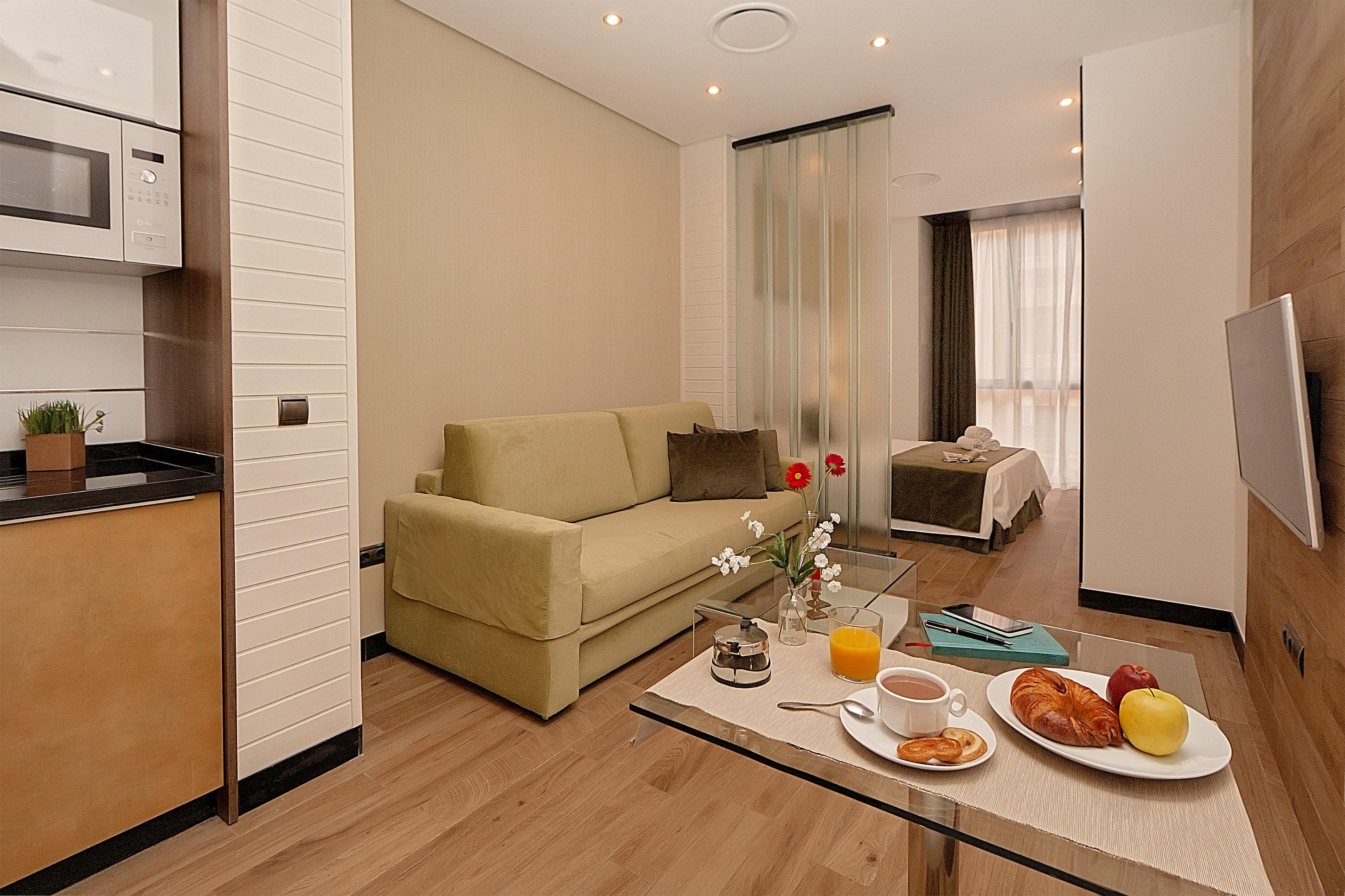 Apartamentos Suites Oficentro Deluxe Малага Экстерьер фото