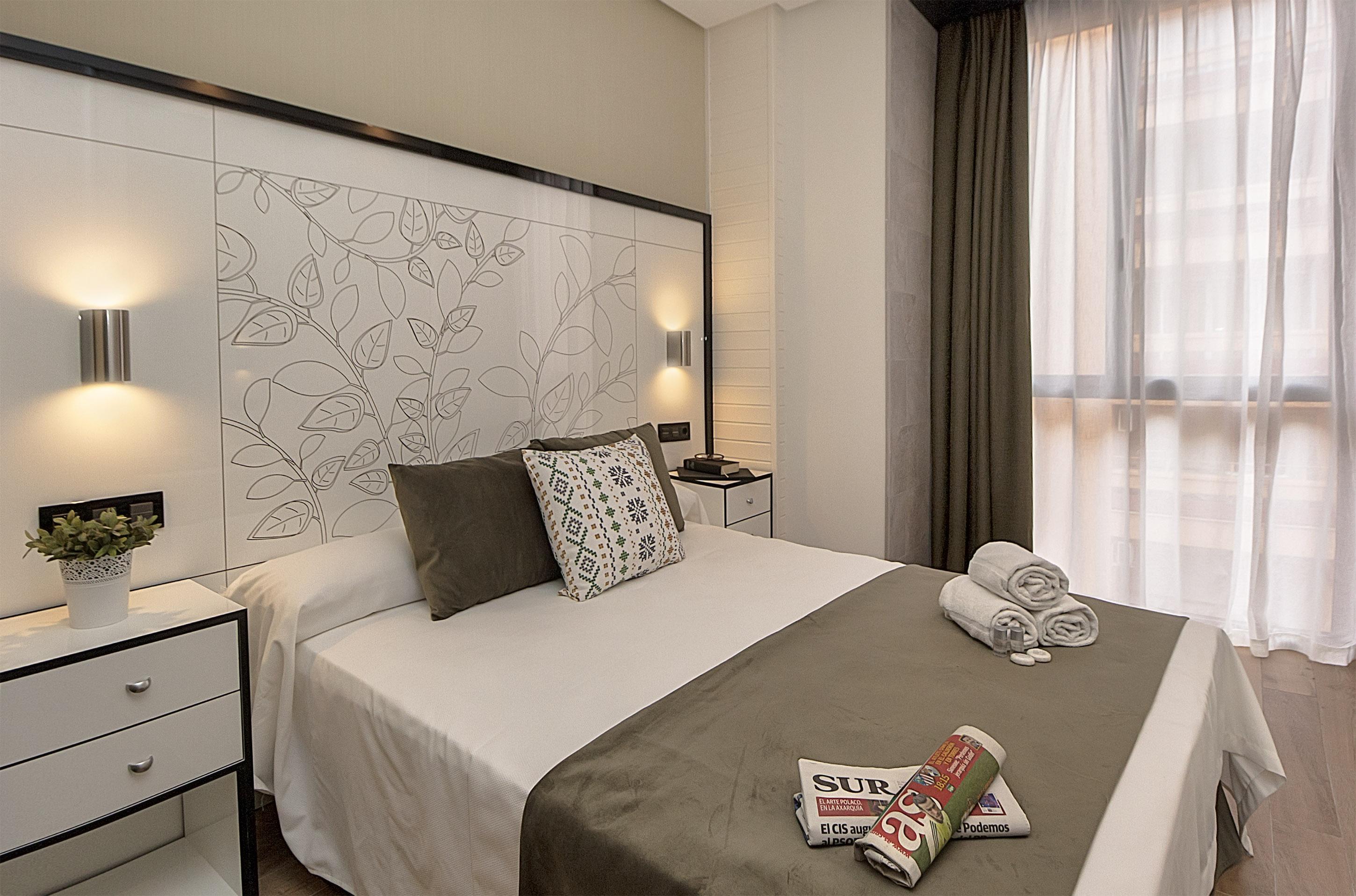 Apartamentos Suites Oficentro Deluxe Малага Экстерьер фото