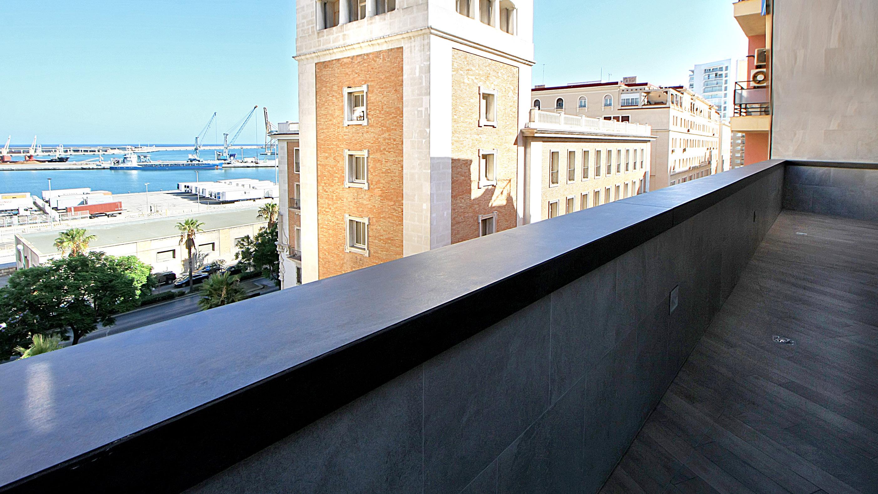 Apartamentos Suites Oficentro Deluxe Малага Экстерьер фото