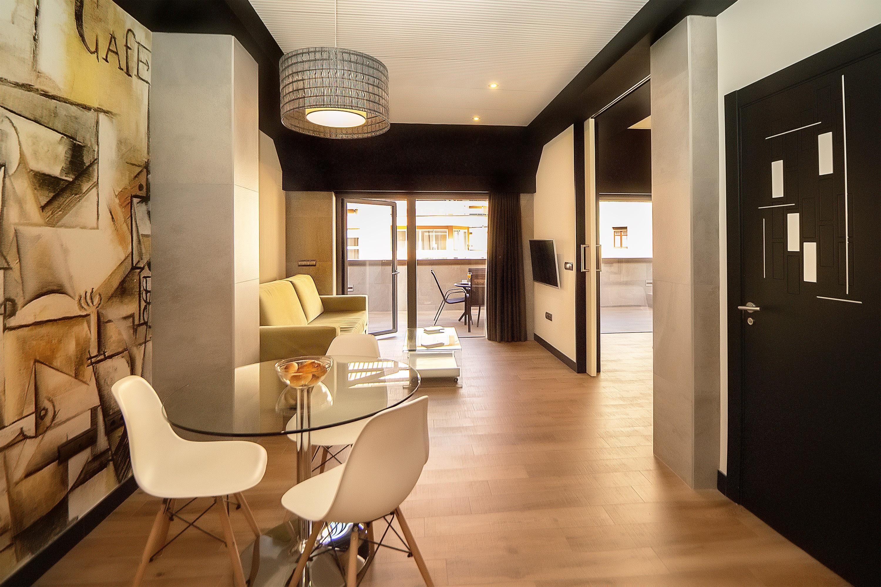 Apartamentos Suites Oficentro Deluxe Малага Экстерьер фото